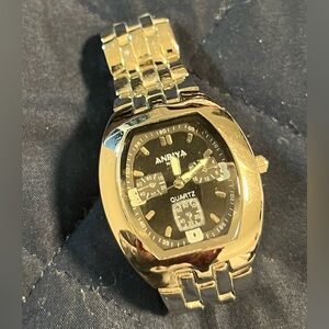 Men’s ANRIYA MILAN silver watch.